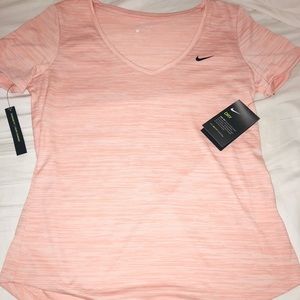 NIKE WORKOUT SHIRT